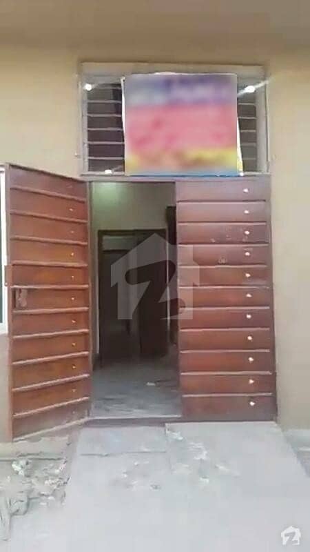 پی سی ایس آئی آر سٹاف کالونی لاہور میں 3 کمروں کا 2 مرلہ مکان 55 لاکھ میں برائے فروخت۔