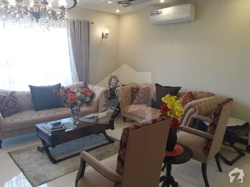 ڈی ایچ اے فیز 6 ڈیفنس (ڈی ایچ اے) لاہور میں 7 کمروں کا 1 کنال مکان 5.5 کروڑ میں برائے فروخت۔