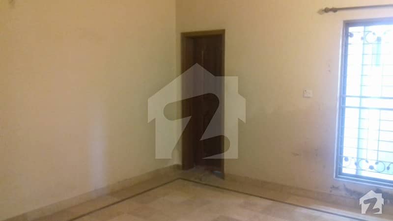 واپڈا ٹاؤن ایکسٹینشن واپڈا ٹاؤن لاہور میں 2 کمروں کا 10 مرلہ مکان 1.3 کروڑ میں برائے فروخت۔