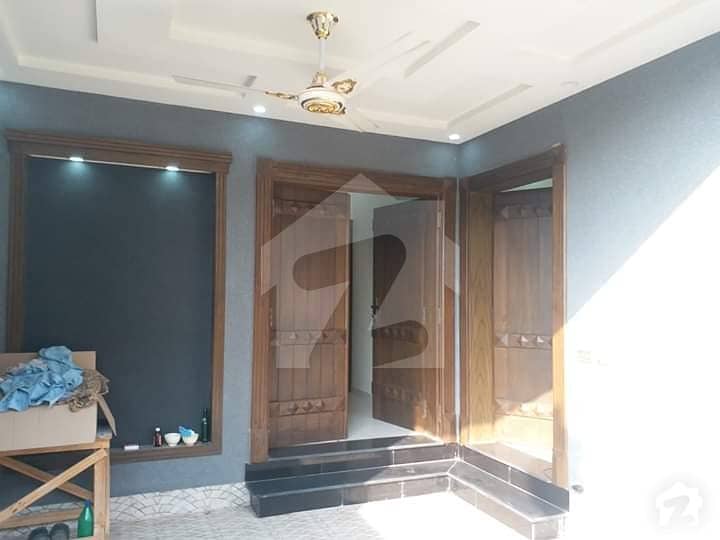 7 Marla Brand New Beautiful Residence House for Sale