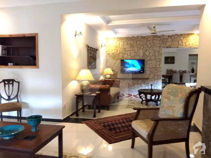 پارک ویو راولپنڈی میں 5 کمروں کا 2 مرلہ کمرہ 1 لاکھ میں کرایہ پر دستیاب ہے۔