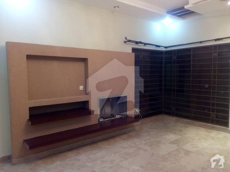 1 Kanal Upper Portion 3 Bed  For Rent