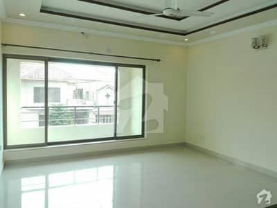 Here Is A Good Opportunity To Live In A Well-Built House Here Is A Good Opportunity To Live In A Well-Built House