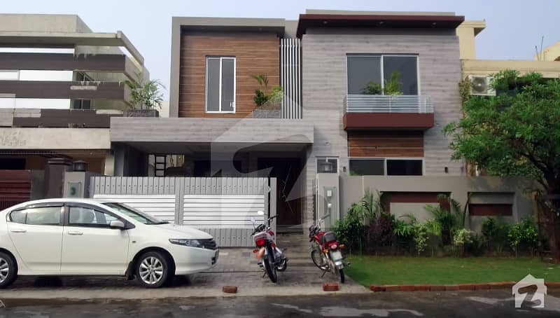 10 Marla House For Sale In F Block Of State Life Phase 1 Lahore