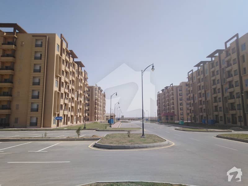 Bahria Town Karachi 4 Bed Apartment For Rent On A Very Prime Location