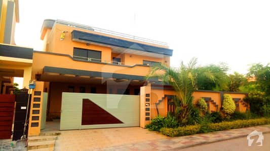 1 CANAL USED BUNGALOW FOR SALE 1 CANAL USED BUNGALOW FOR SALE