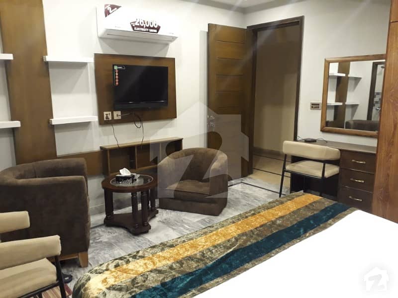 ضرار شہید روڈ کینٹ لاہور میں 11 کمروں کا 10 مرلہ عمارت 10 کروڑ میں برائے فروخت۔