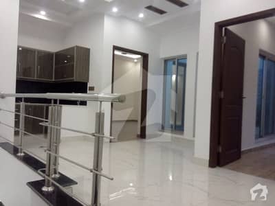 10 Marla Brand New 5 Bedroom House For Rent 10 Marla Brand New 5 Bedroom House For Rent