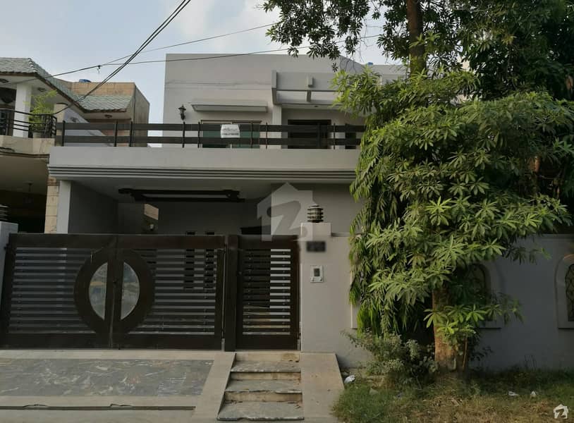 ریونیو سوسائٹی - بلاک اے ریوینیو سوسائٹی لاہور میں 5 کمروں کا 10 مرلہ مکان 2. 2 کروڑ میں برائے فروخت۔