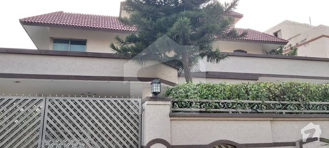 F-11 - Prime Location 50X90 House For Sale F-11 - Prime Location 50X90 House For Sale