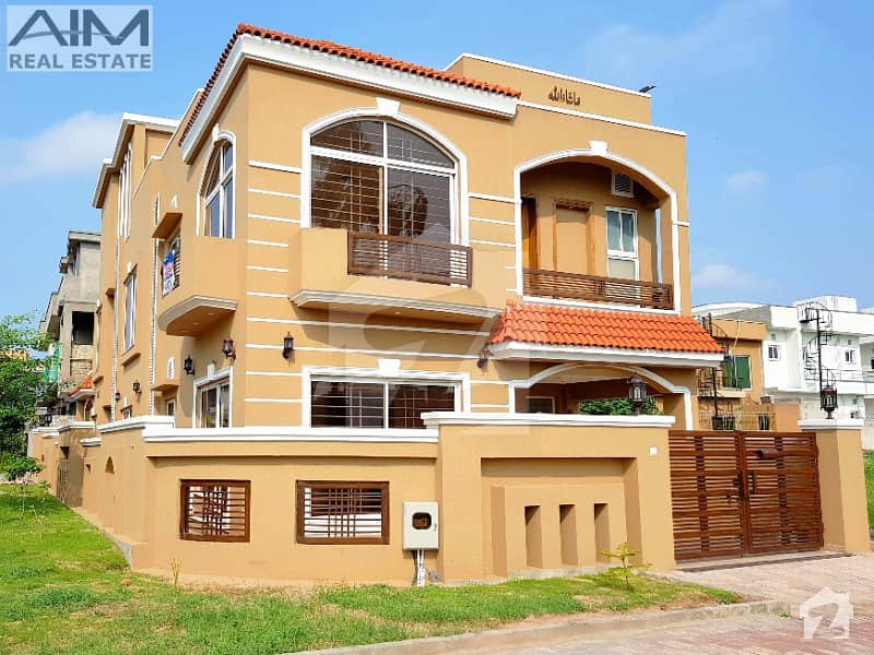 11 Marla Amazing Corner House For Sale In Bahria Town 11 Marla Amazing Corner House For Sale In Bahria Town
