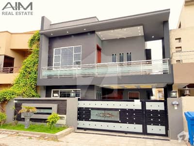 10 Marla Designer House For Sale In Bahria Town 10 Marla Designer House For Sale In Bahria Town