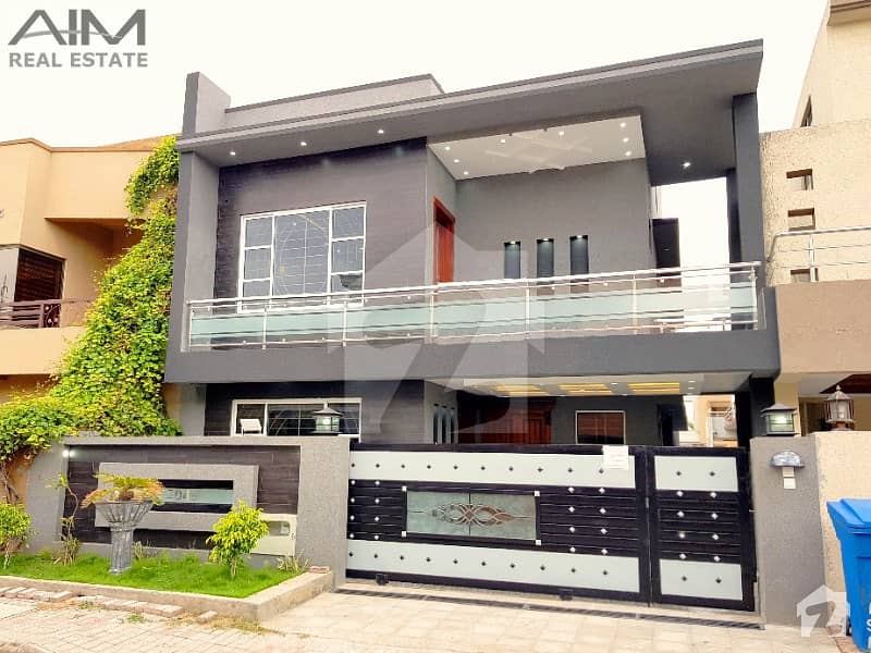10 Marla Designer House For Sale In Bahria Town 10 Marla Designer House For Sale In Bahria Town