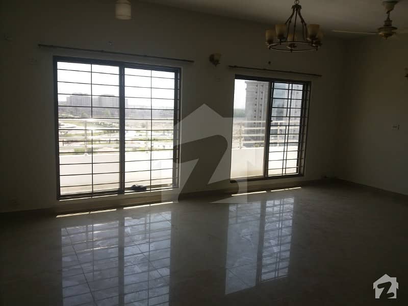 Beautifully Design 3 Bed Apartment In Askari 11 Near Dha Phase 5, 6 And 9