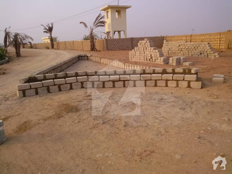 Farm Houses Plots Land on installments near Bahria Town Super Highway Karachi