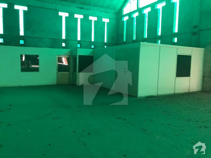 30000 Sq Feet Warehouse For Rent