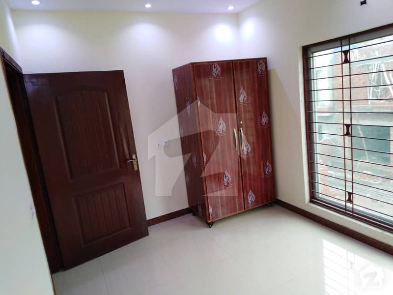 5 Marla Upper Portion For Rent in State life Housing society Lahore phase 1 opposite To DHA Phase 5