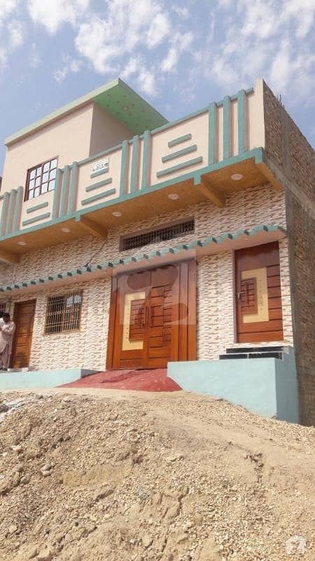 سانگھڑ روڈ نواب شاہ میں 4 کمروں کا 6 مرلہ مکان 80 لاکھ میں برائے فروخت۔