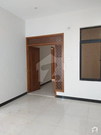 4bd dd block 7  ( only shiya Family )arshi shoping mall abdula banglo