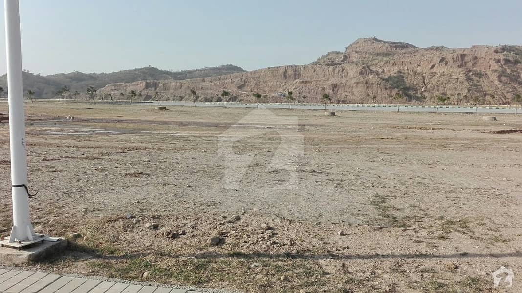 جی ٹی روڈ راولپنڈی میں 5 کنال زرعی زمین 1.2 کروڑ میں برائے فروخت۔