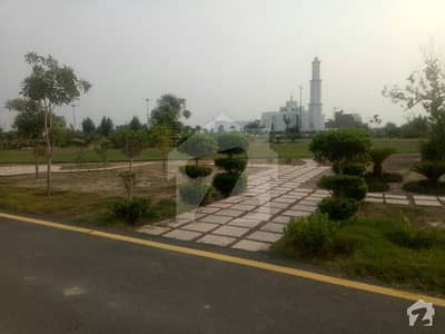 Plot Is Available For Sale In A Secure Investment For Your Future Park City Gojra
