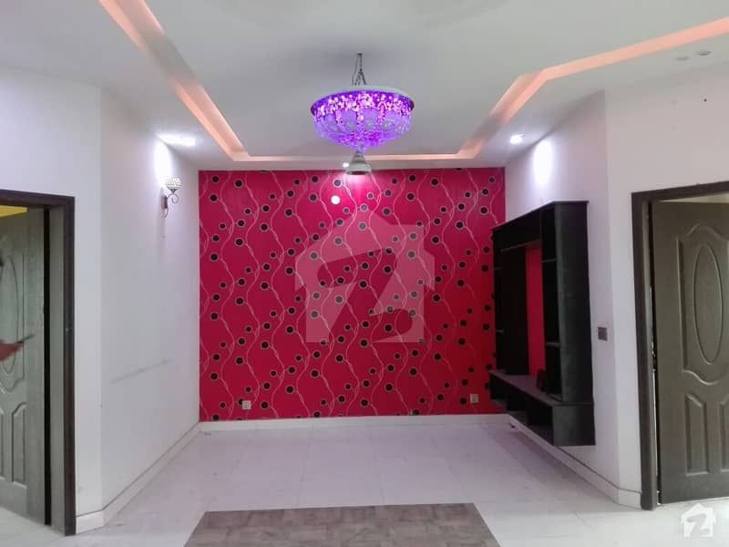 کینال گارڈن لاہور میں 2 کمروں کا 2 مرلہ فلیٹ 16 ہزار میں کرایہ پر دستیاب ہے۔