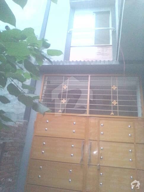تاجپورہ لاہور میں 4 کمروں کا 4 مرلہ مکان 80 لاکھ میں برائے فروخت۔