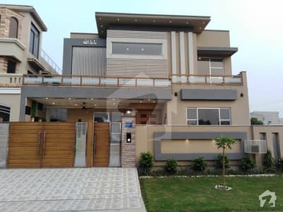 15 Marla House Available For Sale 15 Marla House Available For Sale