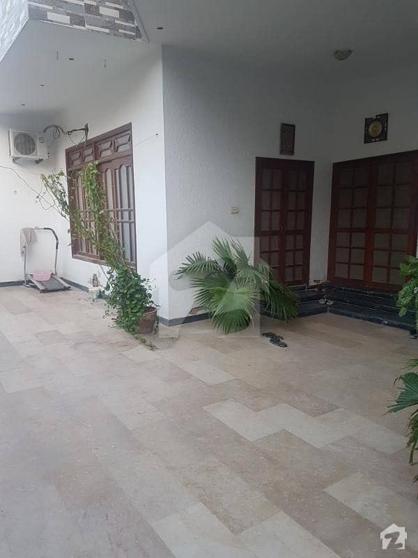 Gulistan E Jauhar Block 3 320 Sq Yrd Urgent Sale