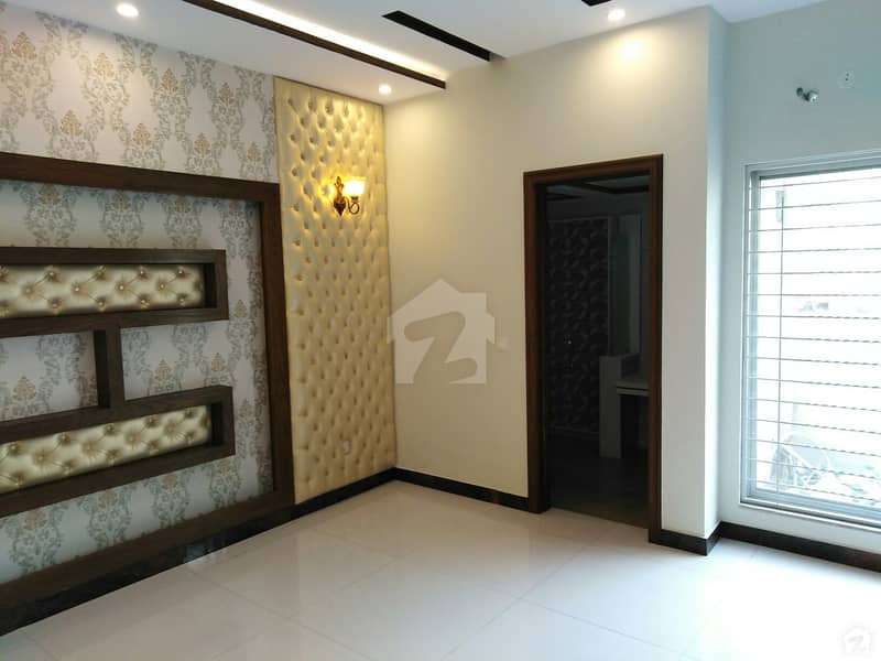 طارق گارڈنز لاہور میں 3 کمروں کا 5 مرلہ مکان 53 ہزار میں کرایہ پر دستیاب ہے۔