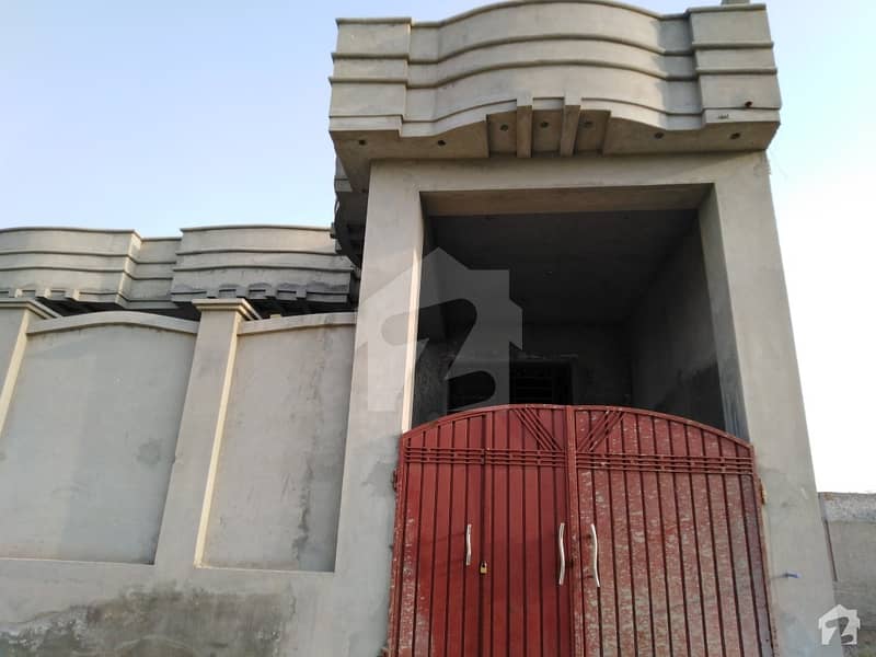 شاداب کالونی بہاولپور میں 3 کمروں کا 10 مرلہ مکان 65 لاکھ میں برائے فروخت۔ شاداب کالونی بہاولپور میں 3 کمروں کا 10 مرلہ مکان 65 لاکھ میں برائے فروخت۔