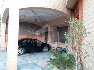01 Kanal Fully Furnished Basement House is Available For Sale in Gulraiz Housing Scheme 01 Kanal Fully Furnished Basement House is Available For Sale in Gulraiz Housing Scheme