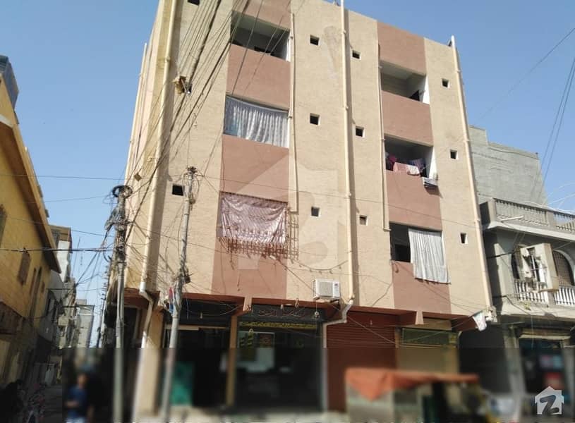 Apartment Is Available For Sale  In The  Heart Of Mehmoodabad