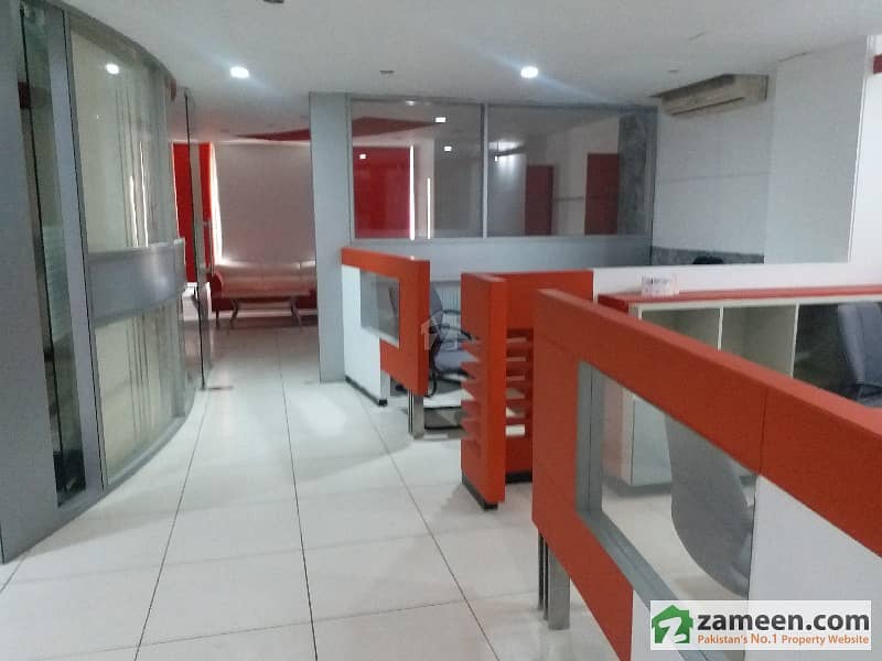 Serviced Furnished Office Setup On Main Region Of Karachi On Rent