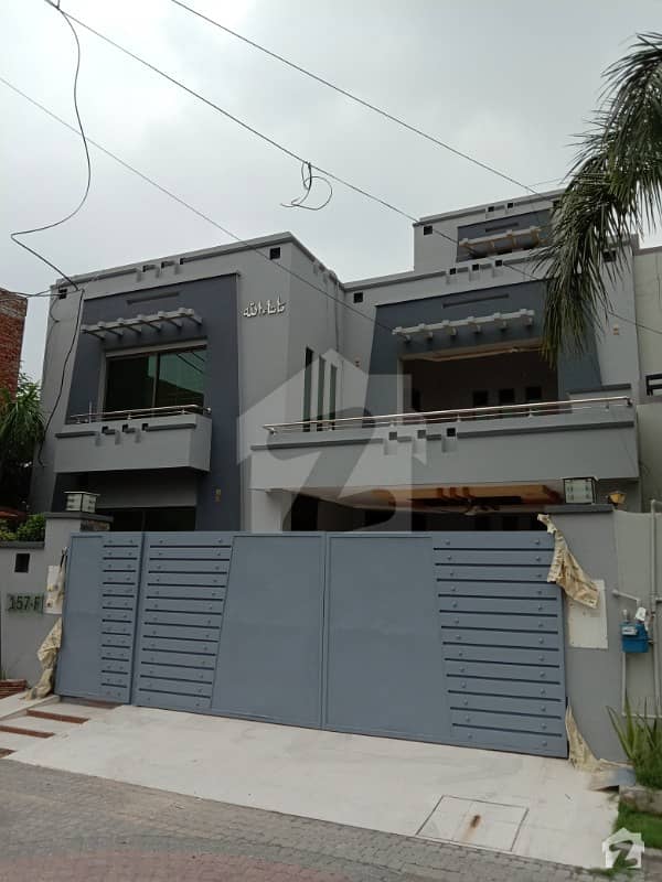 1Kanal Double Storey Beautiful House for Rent in Johar Town Block F