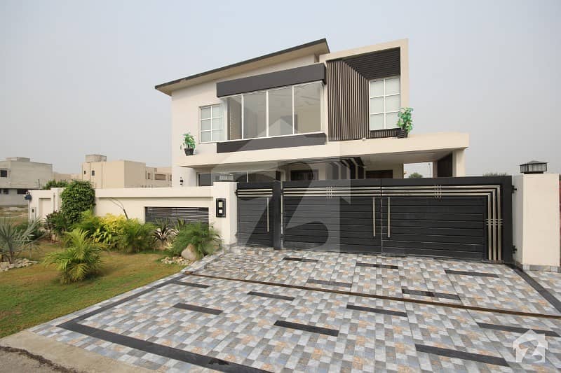 One Kanal Brand New Out Standing Finishing House Near H Park In Phase 6