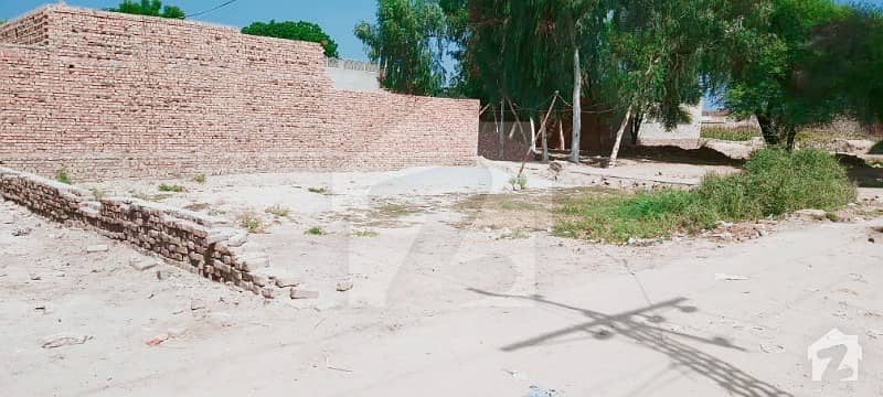 سوئی گیس روڈ رحیم یار خان میں 12 مرلہ رہائشی پلاٹ 22.5 لاکھ میں برائے فروخت۔