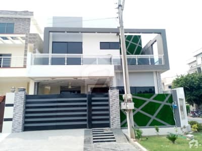 Corner Well-built House Available In Good Location Corner Well-built House Available In Good Location