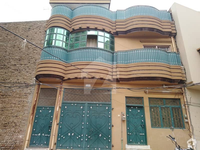 گلبرگ پشاور میں 4 کمروں کا 2 مرلہ مکان 58 لاکھ میں برائے فروخت۔