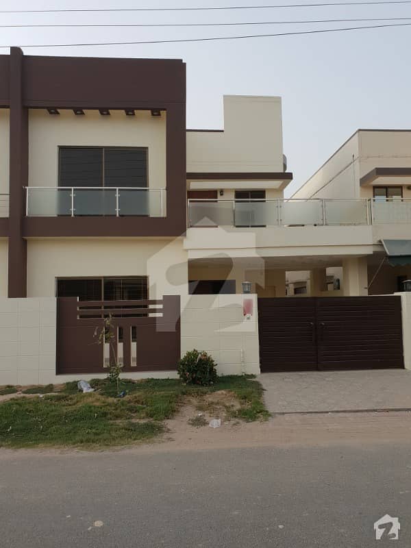 7.5 Marla Solid House For Sale