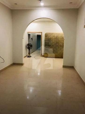 3 bed lounge 3rd floor portion rent nazimabad 3
