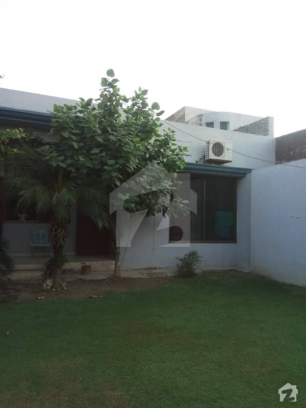 ویلینشیاء ۔ بلاک بی ویلینشیاء ہاؤسنگ سوسائٹی لاہور میں 2 کمروں کا 1 کنال مکان 2.2 کروڑ میں برائے فروخت۔