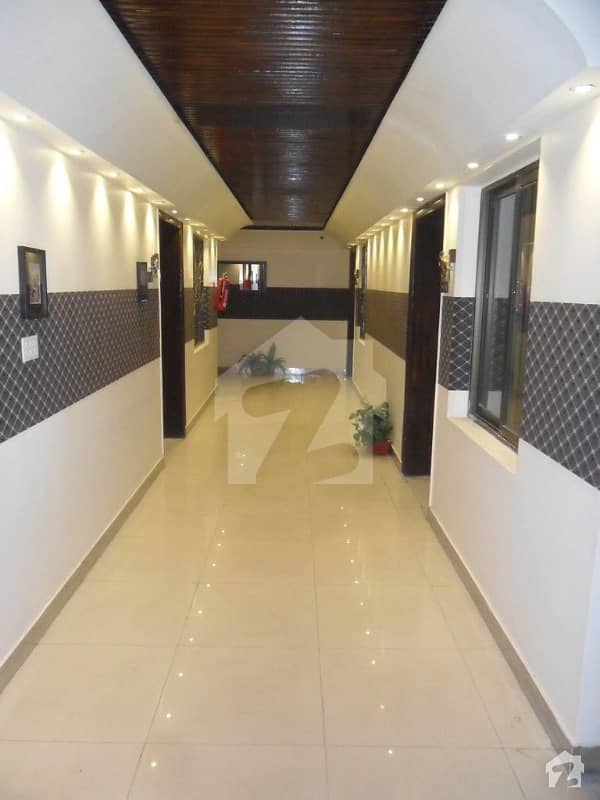 بحریہ ٹاؤن سیکٹر سی بحریہ ٹاؤن لاہور میں 1 کمرے کا 5 مرلہ فلیٹ 20 ہزار میں کرایہ پر دستیاب ہے۔