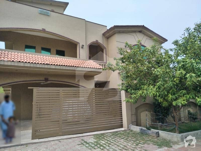 1 kanal beautiful house for sale in sector A Bahria town Rawalpindi