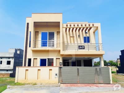 Royal Design House Is Available For Sale Near Park Royal Design House Is Available For Sale Near Park