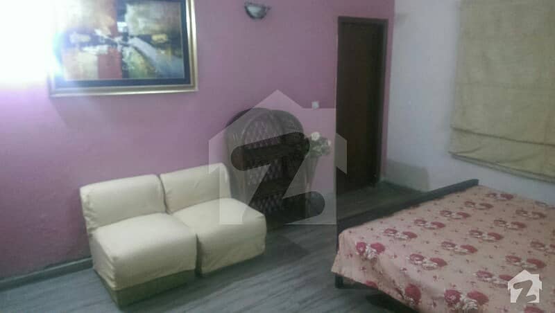 DHA PHASE 5 B BLOCK 1 bedroom furnished