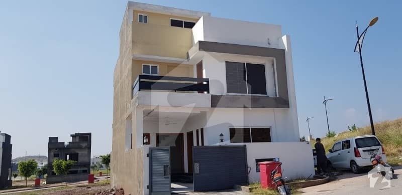 Prime Location 5  Marla 3 Bedrooms Brand New House Available For Sale In Bahria Enclave Islamabad Sector H