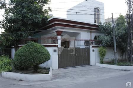 11 Marla Furnished Single Storey House Is Available For Sale 11 Marla Furnished Single Storey House Is Available For Sale