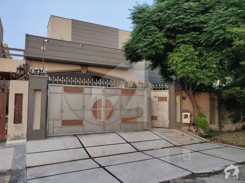 Lahore 1 Kanal House For Sale In Dha Phase 8 Air Avenue Block P Lahore 1 Kanal House For Sale In Dha Phase 8 Air Avenue Block P