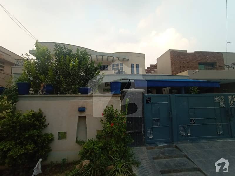 ڈی ایچ اے فیز 1 ڈیفنس (ڈی ایچ اے) لاہور میں 3 کمروں کا 1 کنال بالائی پورشن 55 ہزار میں کرایہ پر دستیاب ہے۔